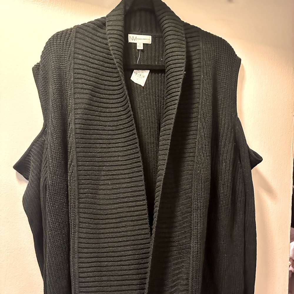 Neiman Marcus Plus size Womans Cardigan Sweater 3X never worn with tags and box
